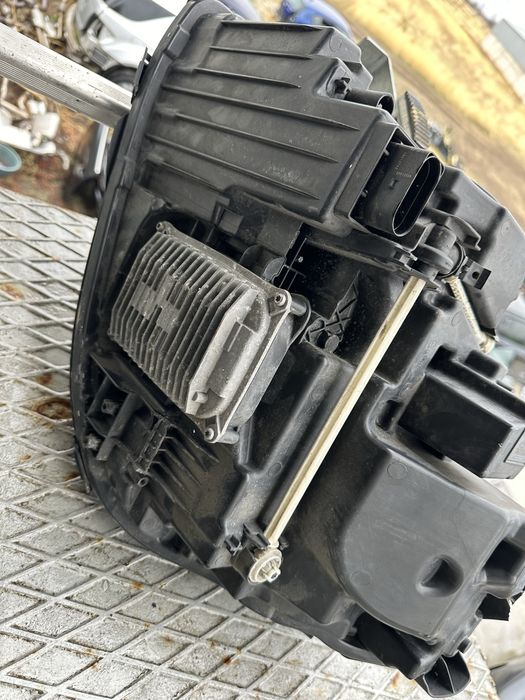 Фар Mercedes E class W213 фарове ляв и десен LED high е класа в213