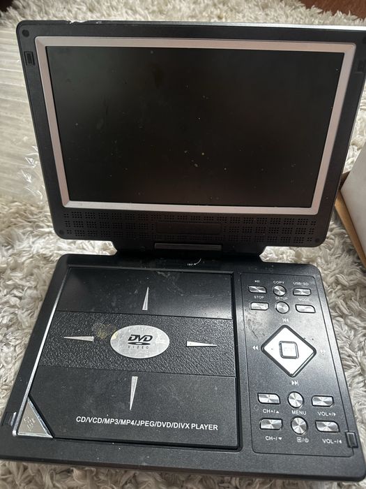 Portable DVD/TV Card Reader
