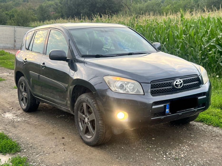 Vând Toyota rav 4 motor 22