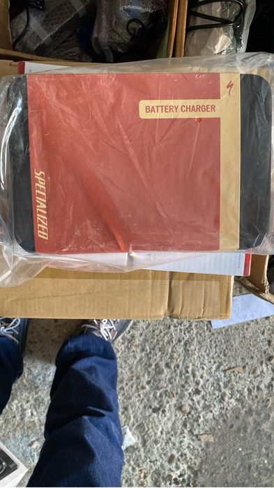 Vand incarcator specialized 36 si 48v