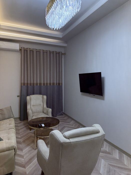 Сдается в «ЖК Boulevard» 50 кв Студио+Спальная 1300 у.е. Хозяин