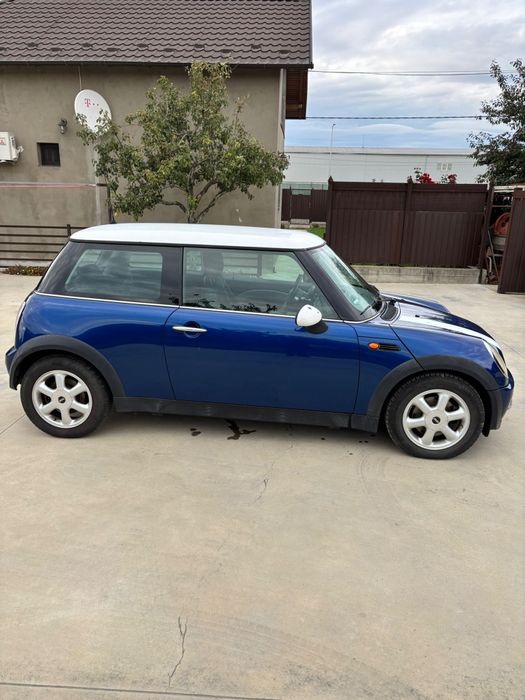 Mini Cooper One 1.6 Benzina 2003 90Cp