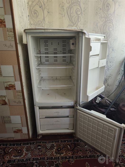 Холодильник ,,Бирюса,,продам
