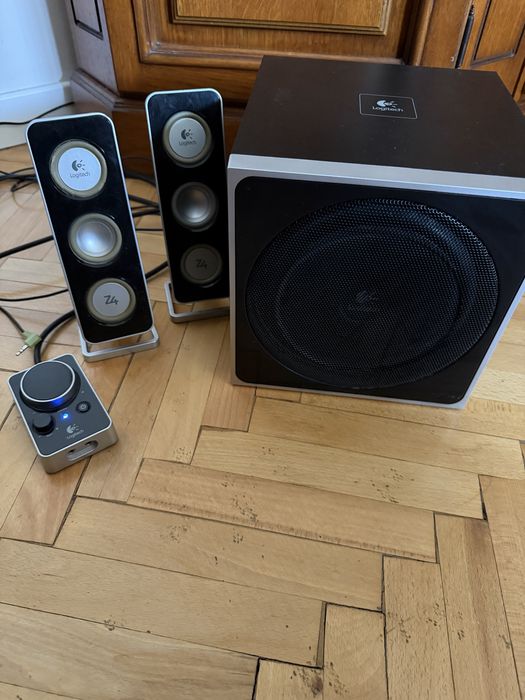 Boxe Logitech Z4