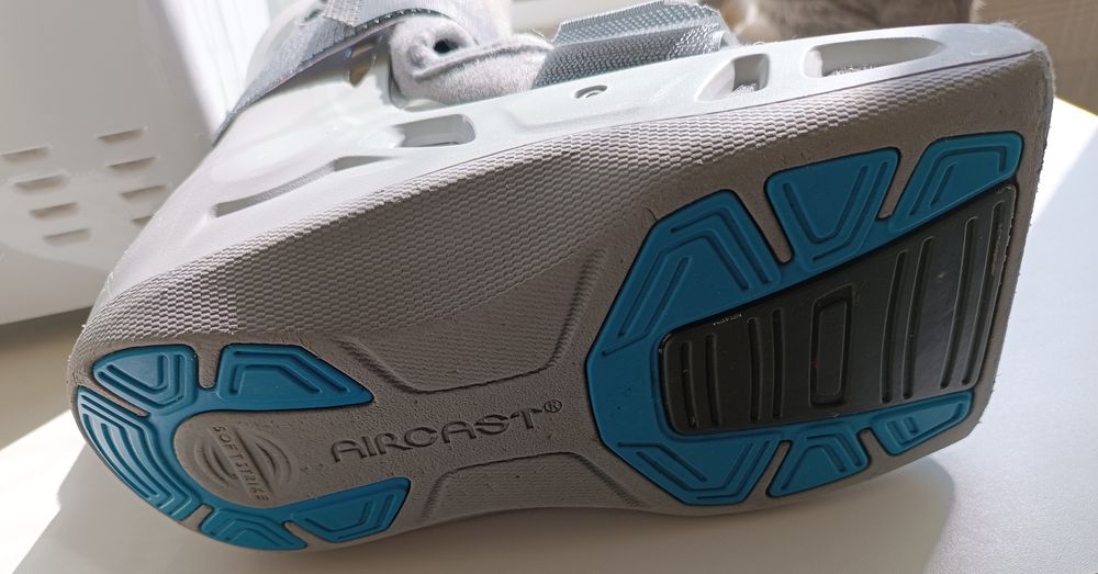 Имобилизираща шина за коляно и шина ботуш за глезен