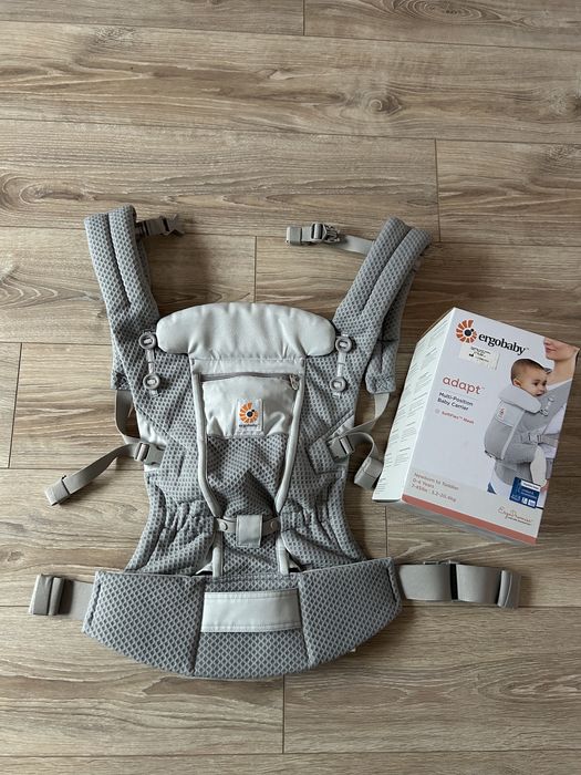 Ергономична раница Ergobaby Adapt Softflex Mesh цвят Pearl Grey