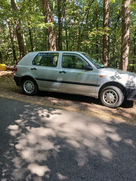Volkswagen Golf benzină, 539 € — imagine 3