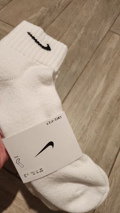 Vând sosete nike noi cu eticheta