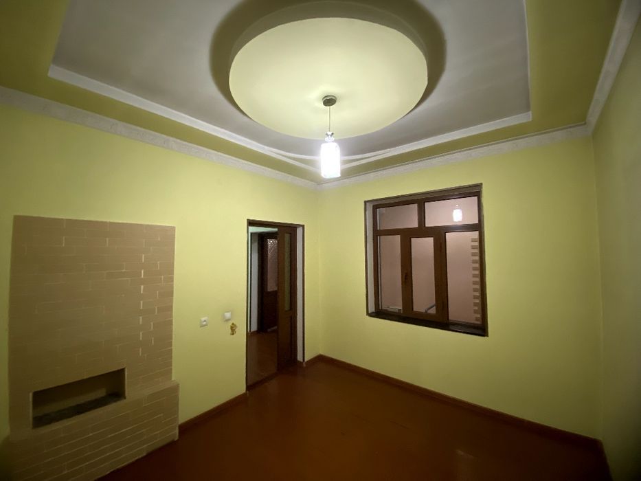 Karidordan tashqari 4ta xonasi bor