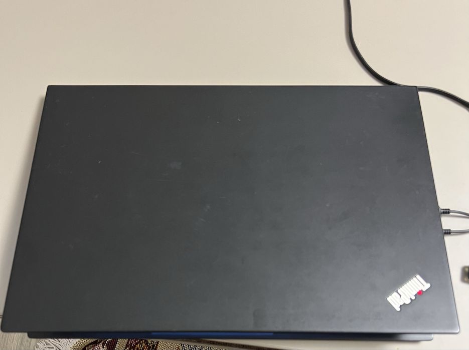 Lenovo ThinkPad X1 Carbon Gen 4 – i7