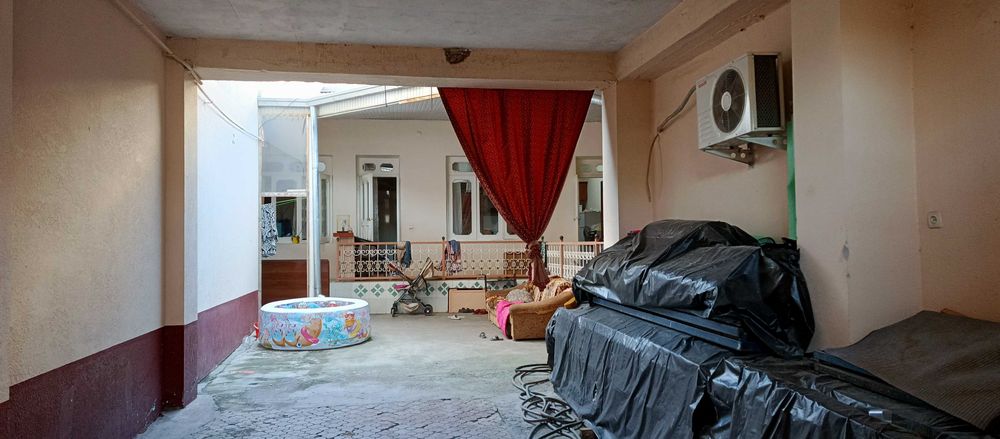 Rakat mahallada uy sotiladi