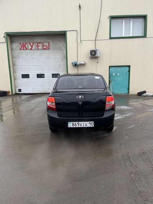 Продам Lada Granta 21900