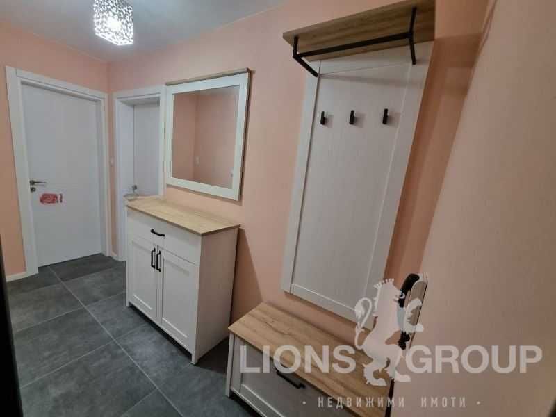 Дава се под наем Двустаен апартамент в Варна, Център - 60 кв.м за 459 € - Снимка #6