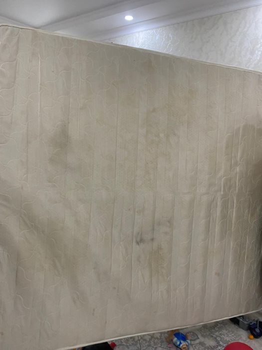 кровать двуспальный