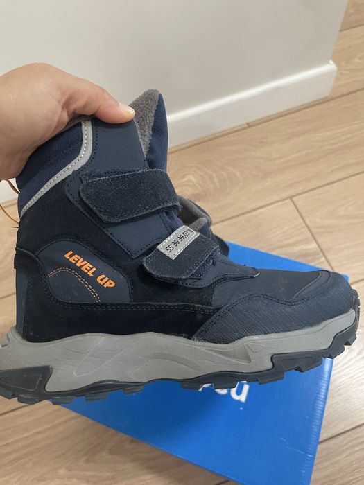 Продам детские сапоги