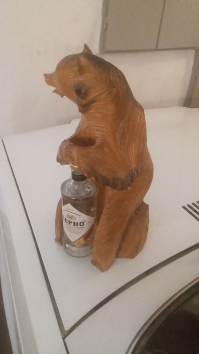 Продам фигуру медведя