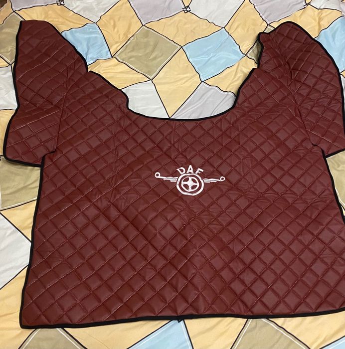 Комплект кожени стелки + пердета + калъфки за седалки за DAF XF 106