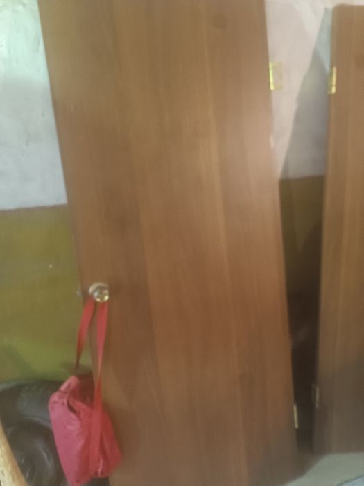 Продам межкомнатные двери