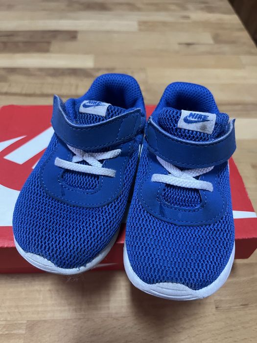Детски обувки Nike - 22 номер