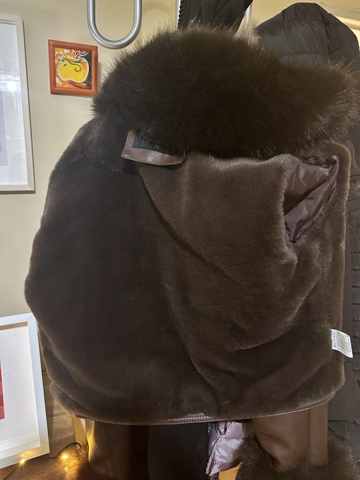 Прекрасно кафяво кожено яке с кожички, пухено отвътре