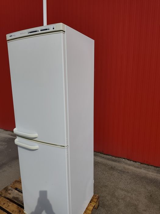 Хладилник с фризер  Bosch