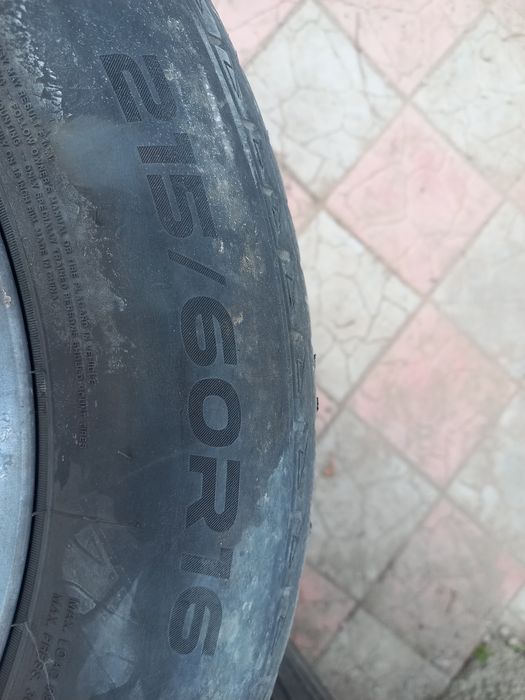 Продам летние шины 215/ 60 /16R