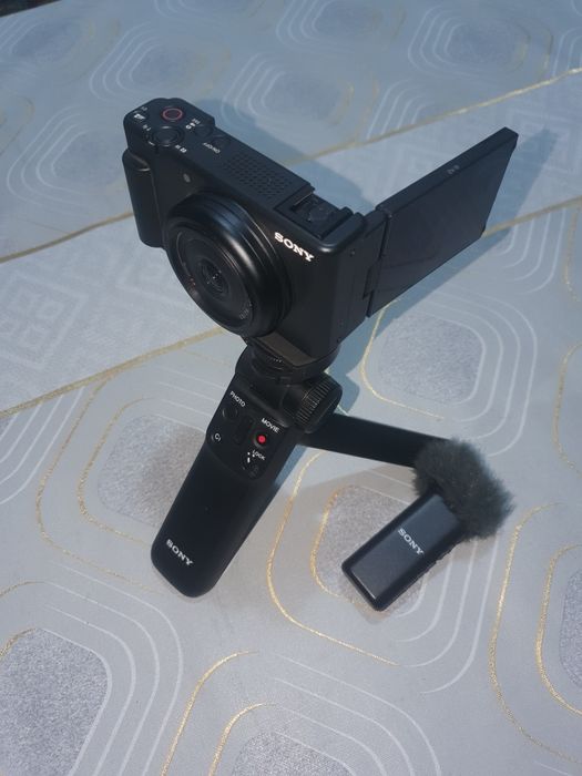 Sony foto va video apparat blogerlar uchun