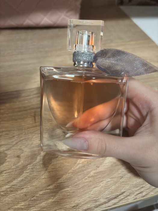 Парфюм “La vie est belle” на Lancome