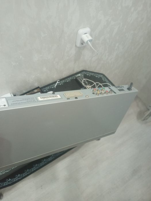 Продам DVD player!