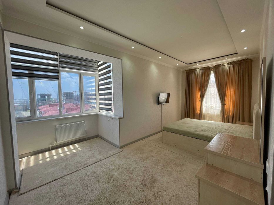 3х комнатная квартира на 7 этаже 76кв/м, в Самарканде