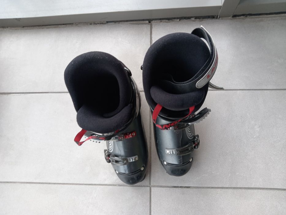 Clăpari de schi Lange Concept 65,  nr, 44.5.    ( 44-45)