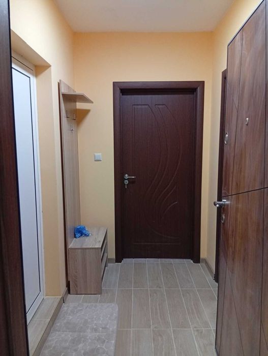 Дава се под наем Двустаен апартамент в Стара Загора, Била - 45 кв.м за 408 € - Снимка #1