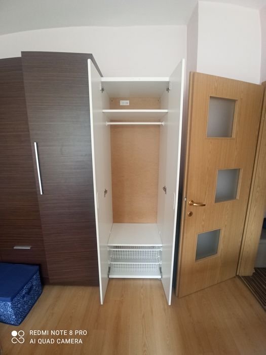 Детско легло с матрак ,гардероб,бюро и етажерка-Намалено