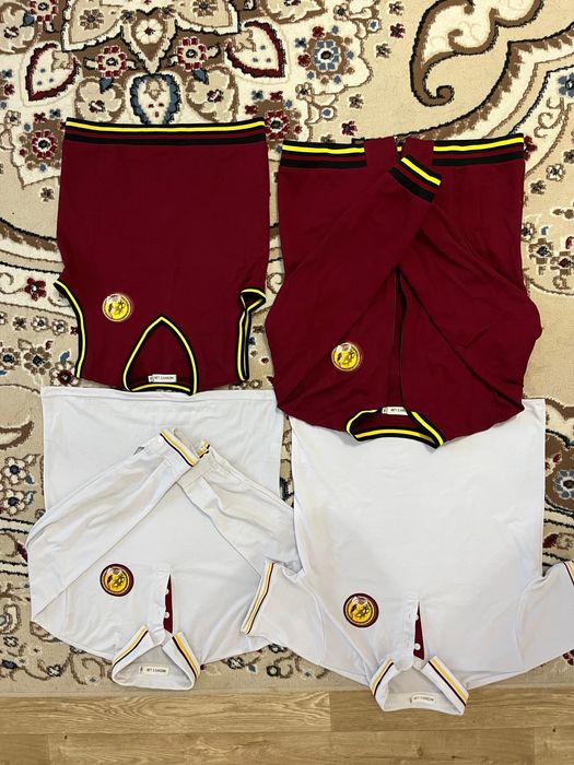 Продам форму школы