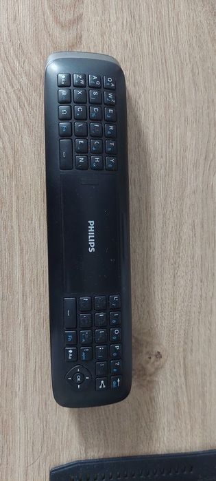 Vând televizor led  3D marca Philips ambilight