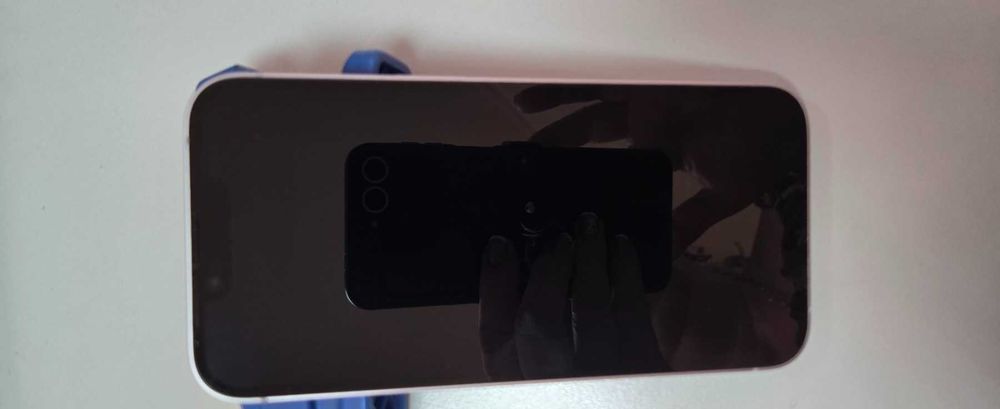 iPhone 14 - 256gb.