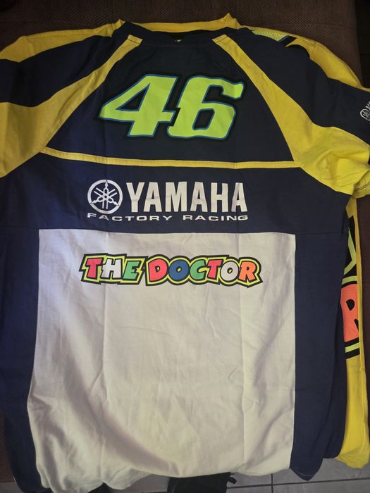 -мъжки дрехи-екипировка за мотор. Valentino Rossi