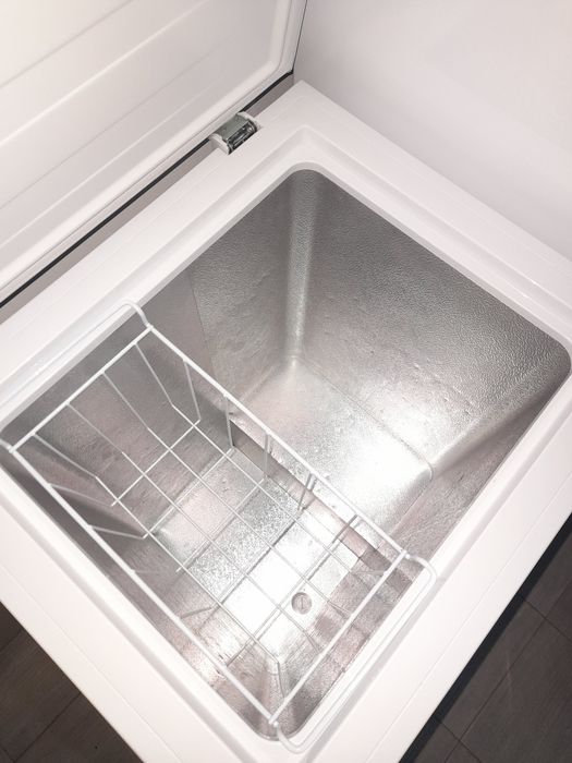 Vând lada frigorifica gorenje 75l