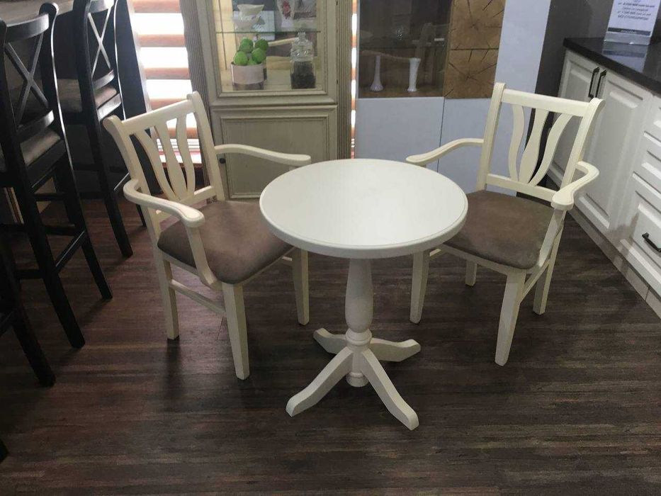 Стол и стулья из массива и металла. Под заказ. В кухню и гостиную.