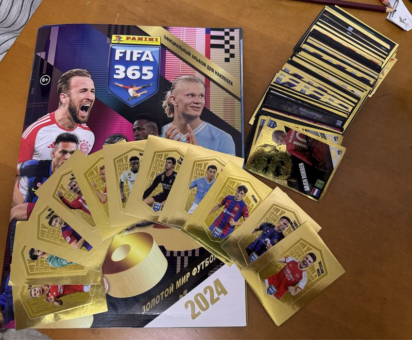 Обмен наклейки FIFA Panini 2024