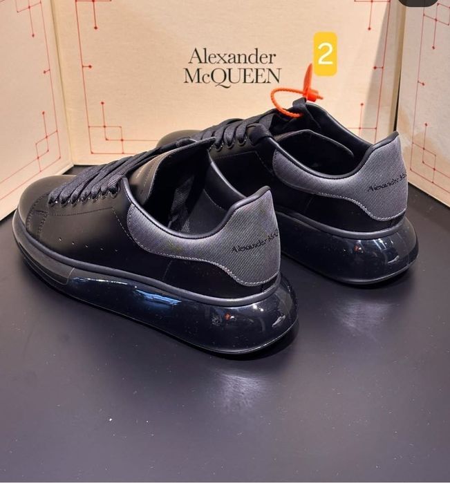 Mcquen  pentru bărbați