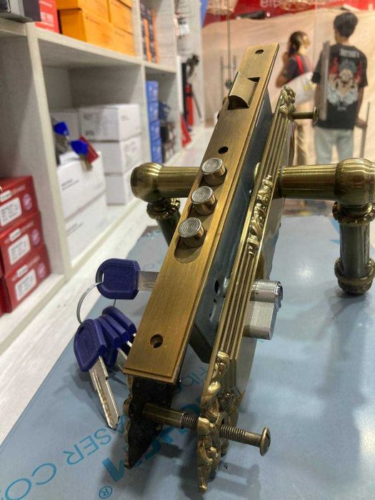 Замок для дома HL 8509