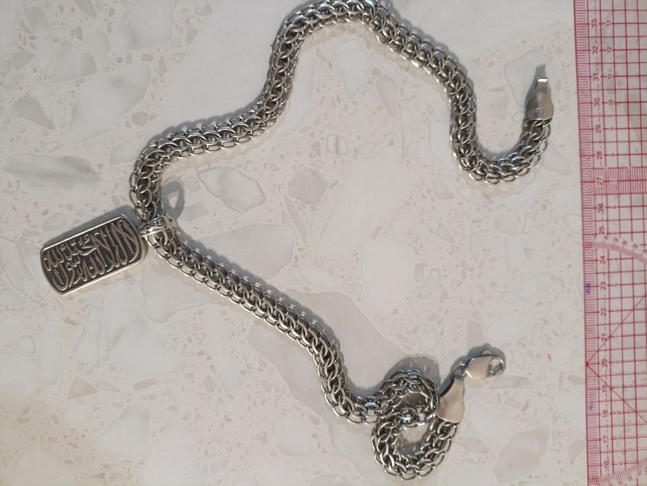 Продам серебряную цепочку