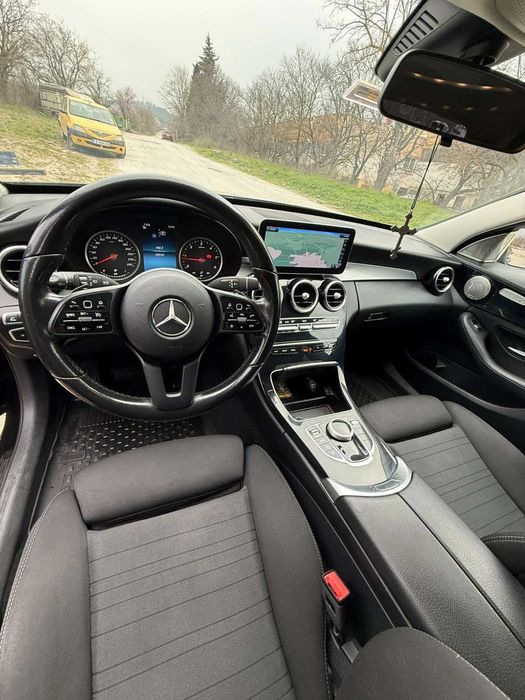 Мерцедес C220 9g 2018