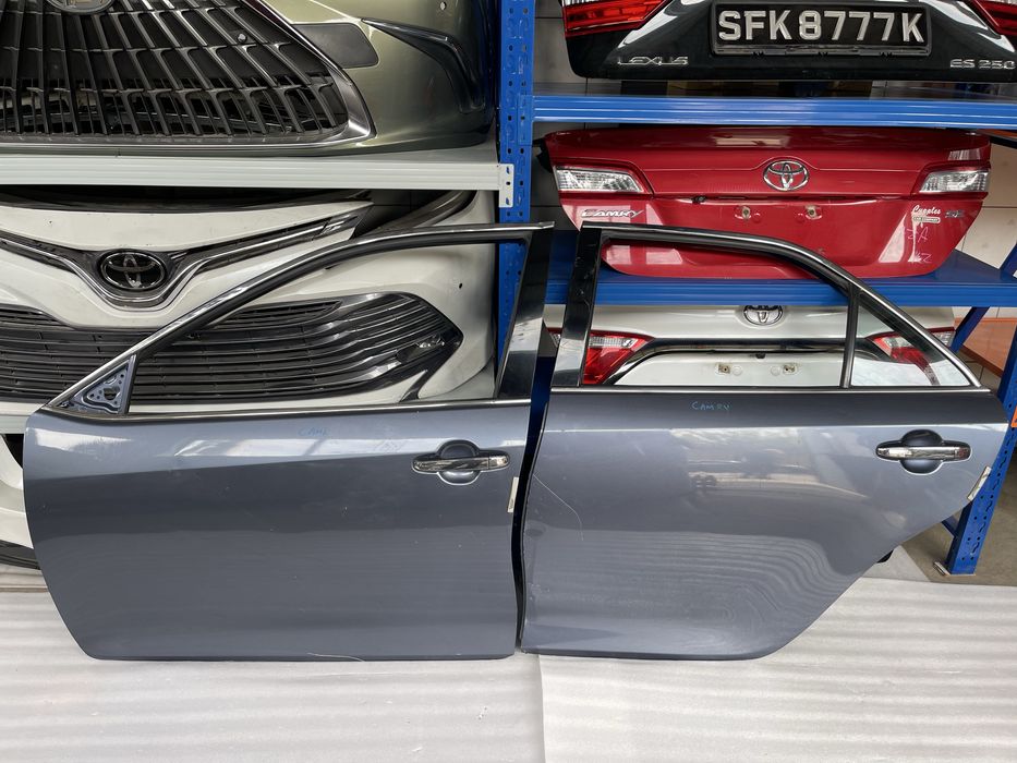 Двери на Camry 50 55 Камри 50 55