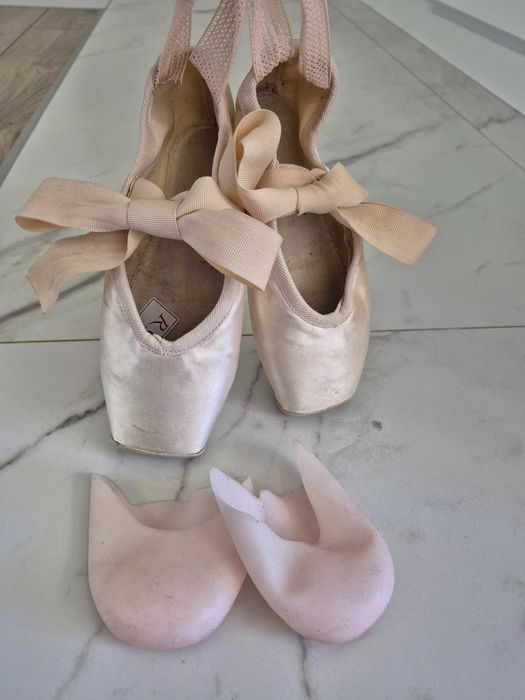 Палци за балет 18.5 см с протектори