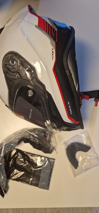 Casca Nexx X.R3R Carbon White Red