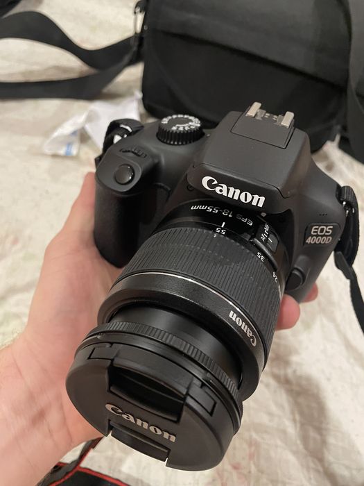 Canon eos 4000d