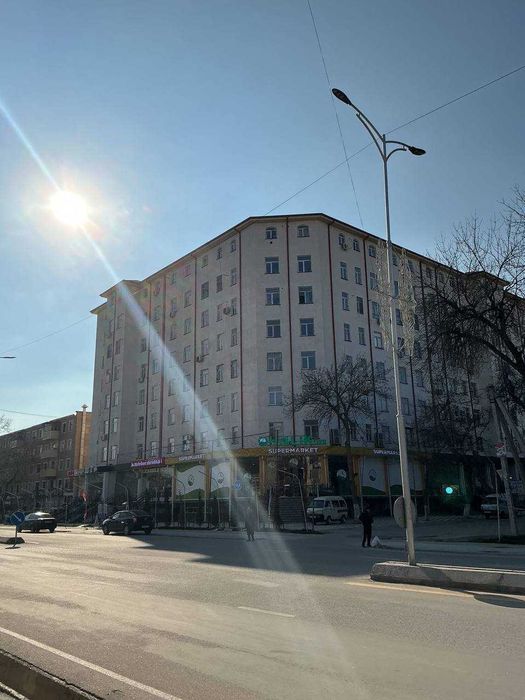 Самарқанд шаҳар Кимёгарлар шаҳарчасида квартира срочна сотилада