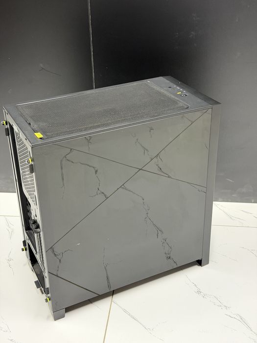 Корпус Corsair ATX б/у